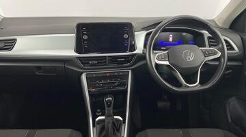 2022 Volkswagen TSI Life DSG Euro 6 5-door (White) - Image: 8