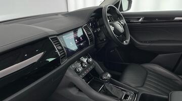 2023 Škoda 2.0 TDI Laurin & Klement DSG 4WD Euro 6 5-door (7 Seat) (Black) - Image: 2