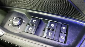 2025 Audi 2.0 TFSI Black Edition Sportback S Tronic quattro Euro 6 5-door (Blue) - Image: 19