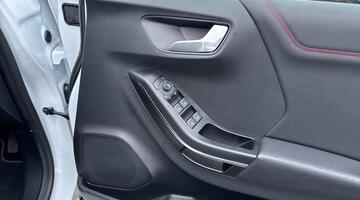 2023 Ford 1.0T EcoBoost MHEV ST-Line X Euro 6 5-door (White) - Image: 28