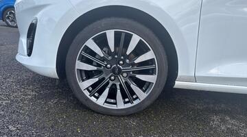 2023 Ford 1.0T EcoBoost MHEV Titanium X Euro 6 5-door (White) - Image: 25