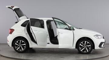 2025 Volkswagen 1.0 TSI Match DSG Euro 6 5-door (White) - Image: 10