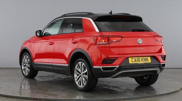 2018 Volkswagen 1.0 TSI Design Euro 6 5-door (Red) - Image: 3