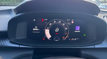 2025 CUPRA 2.0 TSI VZ1 DSG 4-doorive Euro 6 5dr (Grey) - Image: 32