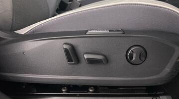 2021 Volkswagen Pro Performance 58kWh Max Auto 5-door (Grey) - Image: 23