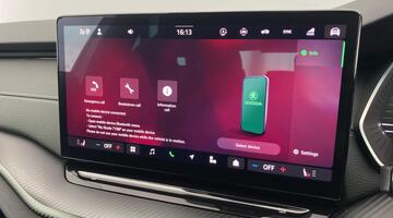 2025 Škoda TSI ACT SportLine Euro 6 5-door (Silver) - Image: 16