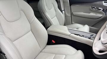 2024 Volvo 2.0h T8 18.8kWh Ultra Dark Auto 4WD Euro 6 5-door (Blue) - Image: 29