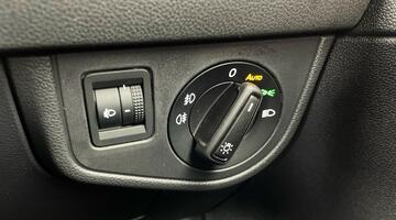 2023 Volkswagen 1.0 TSI Life DSG Euro 6 5-door (White) - Image: 20