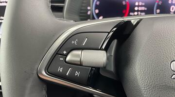 2025 Škoda 1.0 TSI SE Edition Euro 6 5-door (Grey) - Image: 23