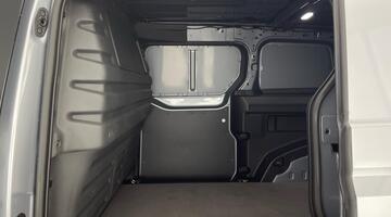 2024 Volkswagen Pro 77kWh Commerce Plus Auto 5-door (Silver) - Image: 28