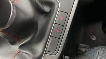 2025 SEAT 1.0 TSI FR Black Edition Euro 6 5-door (Multicolour) - Image: 25