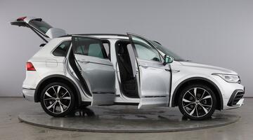 2023 Volkswagen TSI R-Line DSG Euro 6 5-door (Silver) - Image: 10