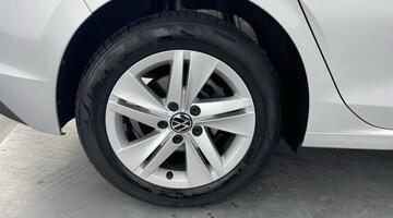 2024 Volkswagen TSI Life Euro 6 5-door (Silver) - Image: 26