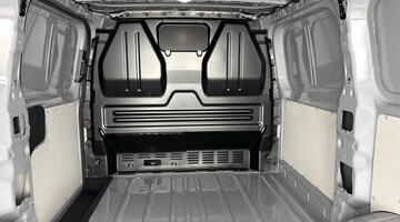 2025 Volkswagen 2.0 TDI T3Commerce Auto FWD SWB Euro 6 5-door (Grey) - Image: 29