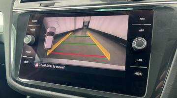 2019 Volkswagen 2.0 TDI Match 4Motion Euro 6 5-door (Silver) - Image: 22