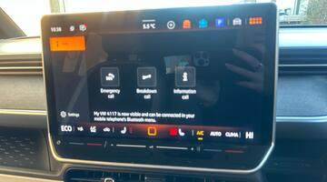 2025 Volkswagen Pro 79kWh Style Auto 5-door (SWB, 5Seat) (Green) - Image: 28