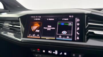 2023 Audi 40 Black Edition Sportback Auto 5-door 82kWh (Blue) - Image: 7