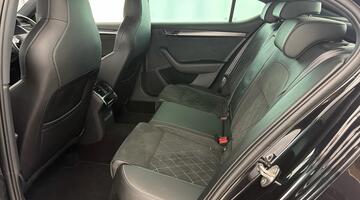 2023 Škoda 2.0 TDI SportLine Plus DSG Euro 6 5-door (Black) - Image: 41