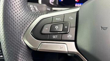 2025 Volkswagen 2.0 TDI R-Line DSG Euro 6 5-door (Grey) - Image: 20