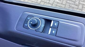 2025 Ford 2.0 320 EcoBlue Limited Crew Van L1 H1 Euro 6 5-door (Blue) - Image: 21