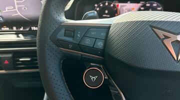 2025 CUPRA ETSI Shadow Edition DSG Euro 6 5-door (Blue) - Image: 25