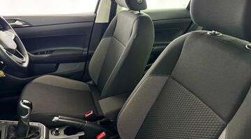 2023 Volkswagen 1.0 TSI Life Euro 6 5-door (Black) - Image: 35