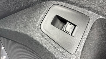 2022 Volkswagen TSI Active DSG Euro 6 5-door (Grey) - Image: 21