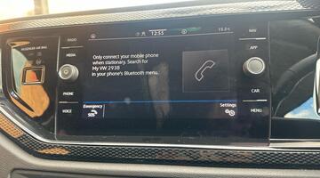 2024 Volkswagen 1.0 TSI Life DSG Euro 6 5-door (Black) - Image: 45