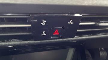 2024 Volkswagen TSI Style Euro 6 5-door (Black) - Image: 17