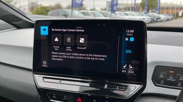 2020 Volkswagen Pro Performance 58kWh Family Auto 5-door (Blue) - Image: 15