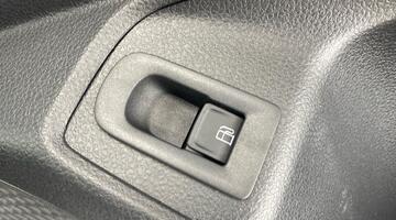 2025 Volkswagen TSI eHybrid 19.7kWh C20 Commerce Pro Cargo Flexible Crew Van DSG LWB Euro 6 6-door (Grey) - Image: 20