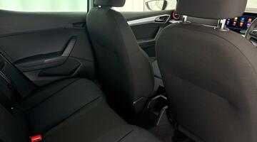 2025 SEAT 1.0 TSI FR DSG Euro 6 5-door (White) - Image: 26