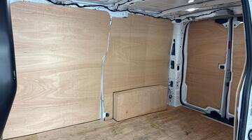 2025 Volkswagen 2.0 TDI T28 Commerce Plus FWD SWB Euro 6 5-door (White) - Image: 31