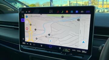 2025 Volkswagen Pro 77kWh Match Plus Fastback Auto 5-door (Black) - Image: 13