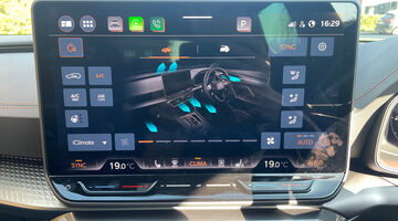 2025 CUPRA ETSI V3 DSG Euro 6 5-door (Grey) - Image: 32