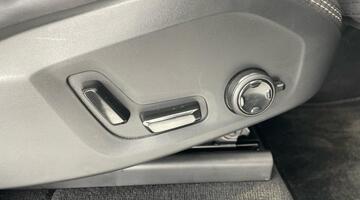 2024 Volvo 2.0 B5 MHEV Plus Auto 4WD Euro 6 5-door (Grey) - Image: 20