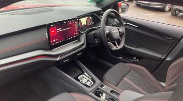 2025 Škoda 2.0 TSI vRS DSG Euro 6 5-door (Red) - Image: 3