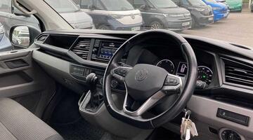 2022 Volkswagen 2.0 TDI T30 Highline DSG FWD SWB Euro 6 5-door (Grey) - Image: 6