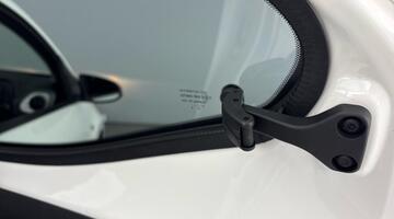 2020 Toyota 1.0 VVT-i x-trend Funroof x-shift Euro 6 5-door (White) - Image: 31