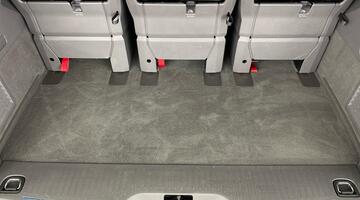 2025 Volkswagen 2.0 TDI Style Long MPV DSG Euro 6 5-door (Grey) - Image: 41