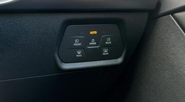 2025 CUPRA ETSI Shadow Edition DSG Euro 6 5-door (Blue) - Image: 22