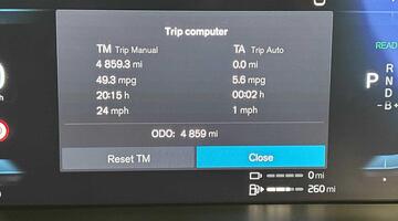 2025 Volvo 2.0h T8 18.8kWh Ultra Dark Auto Euro 6 5-door (Silver) - Image: 12