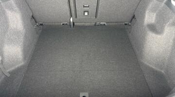 2025 Volkswagen Pro 77kWh Black Edition Auto 5-door (Black) - Image: 30