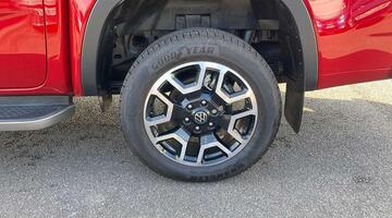 2025 Volkswagen 2.0 TDI Style Auto 4Motion Euro 6 4-door (Red) - Image: 14