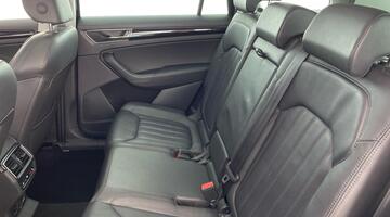 2024 Škoda 2.0 TDI Laurin & Klement DSG 4WD Euro 6 5-door (7 Seat) (Black) - Image: 43