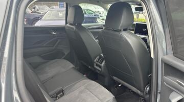 2025 Volkswagen ETSI MHEV Elegance DSG Euro 6 5-door (Grey) - Image: 31