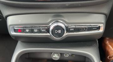 2025 Volvo 2.0 B4 MHEV Ultra Dark DCT Auto Euro 6 5-door (Blue) - Image: 40