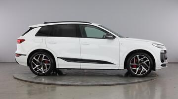 2025 Audi 100kWh Edition 1 Auto quattro 5-door (White) - Image: 4