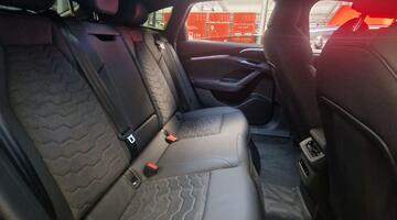 2025 Audi A6 Sportback Edition 1 e-tron 210,00 kW (Grey) - Image: 18