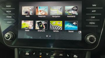 2023 Škoda 2.0 TDI SE L DSG Euro 6 5-door (Silver) - Image: 14